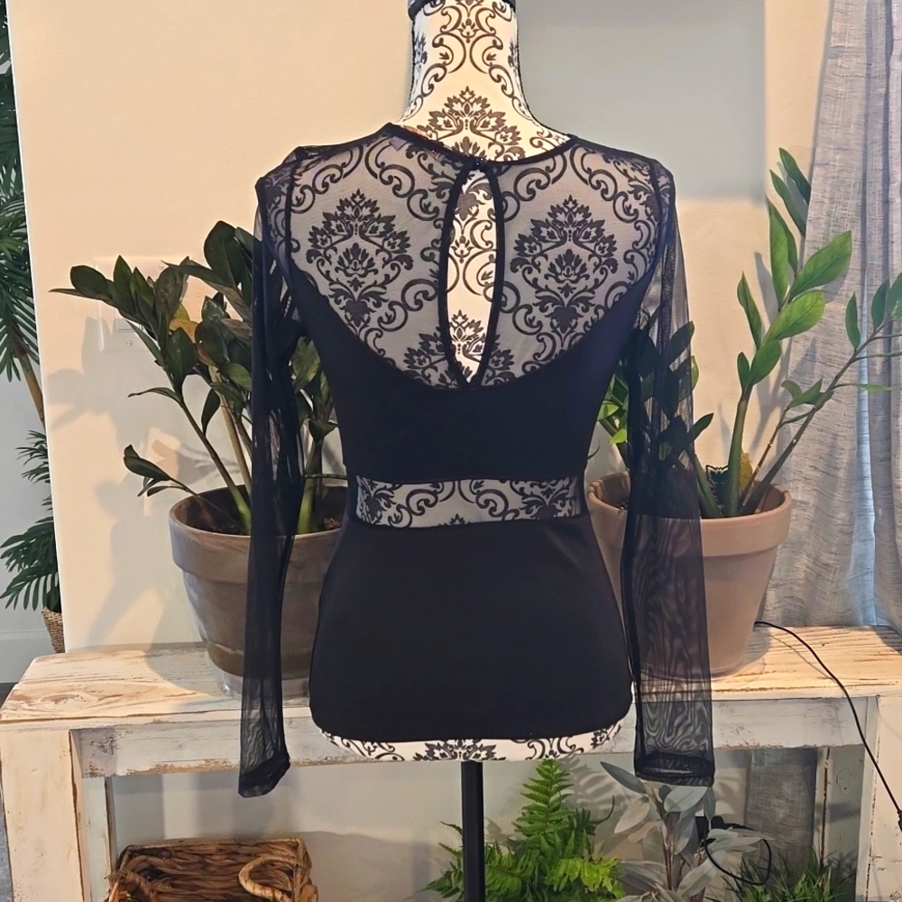 Guess Mesh Top - Picture 5 of 16